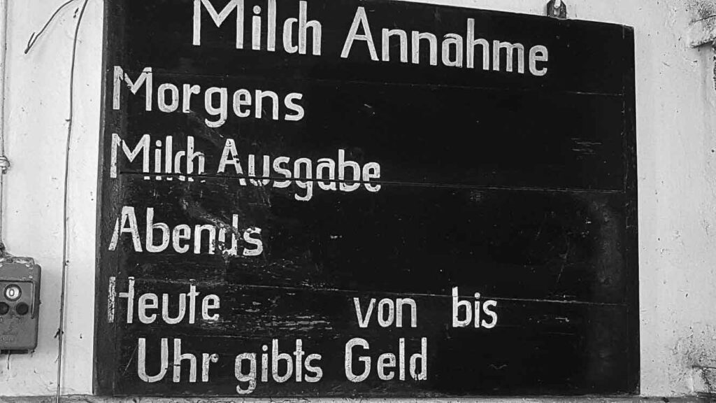 Anzeigetafel Milchannahmestelle Dittigheim